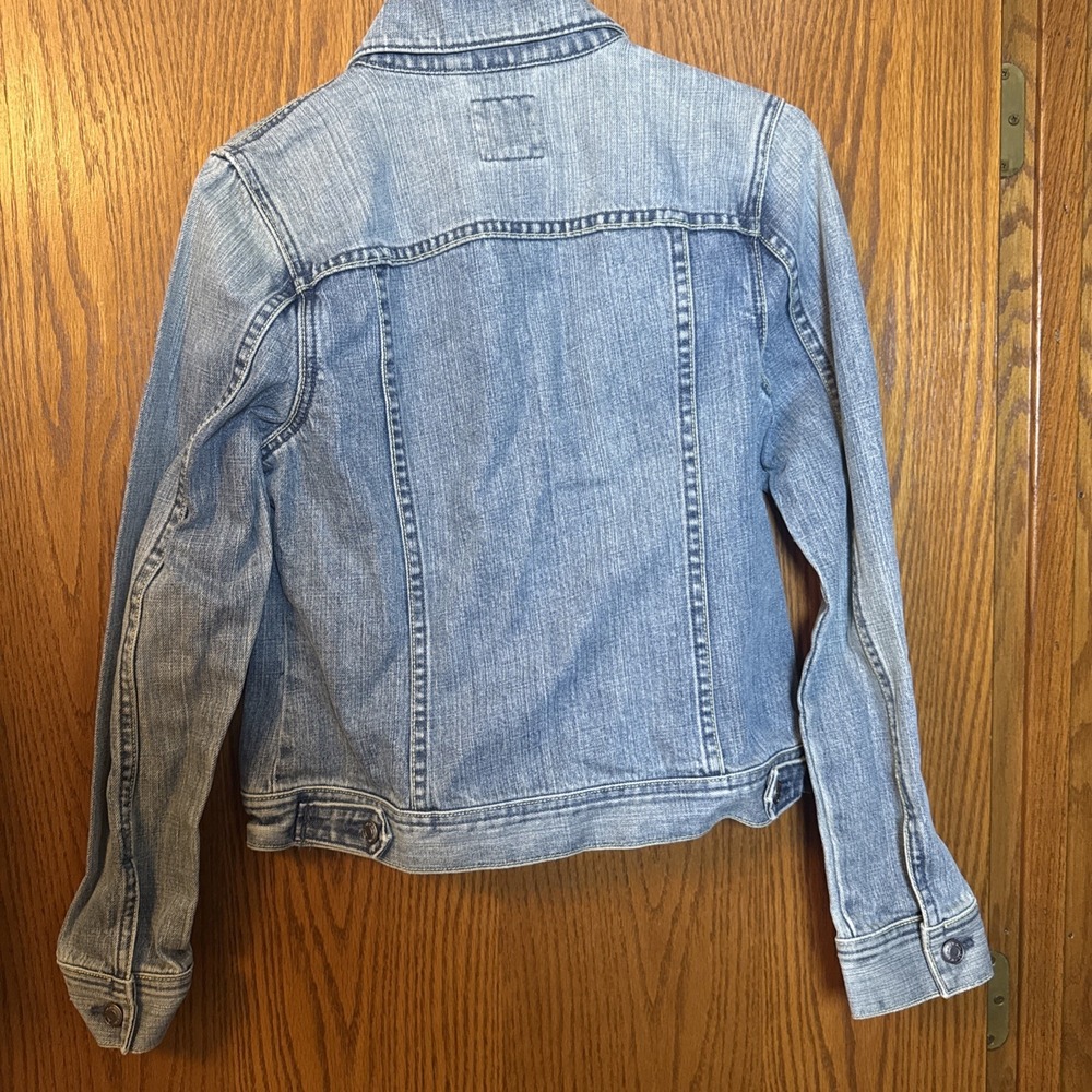 Old Navy Women's Classic Denim Jean Jacket Size M‎ Medium 100% Cotton Blue - Picture 5 of 5